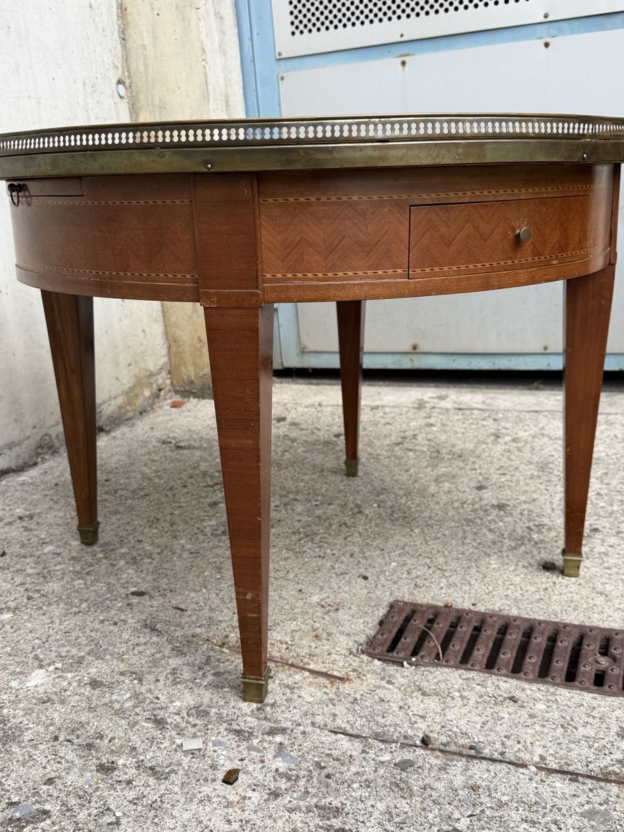 Tables: Table style marqueterie plateau marbre  – D'occasion à Bussigny par Stolerparadox 4