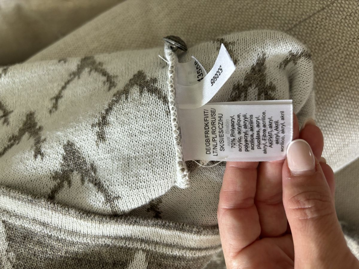 Jacken: Trachtenstrickjacke Urschten Gr. 44 Hirschmuster – Neu (gemäss Beschreibung) aus Bäretswil von Viechel 4