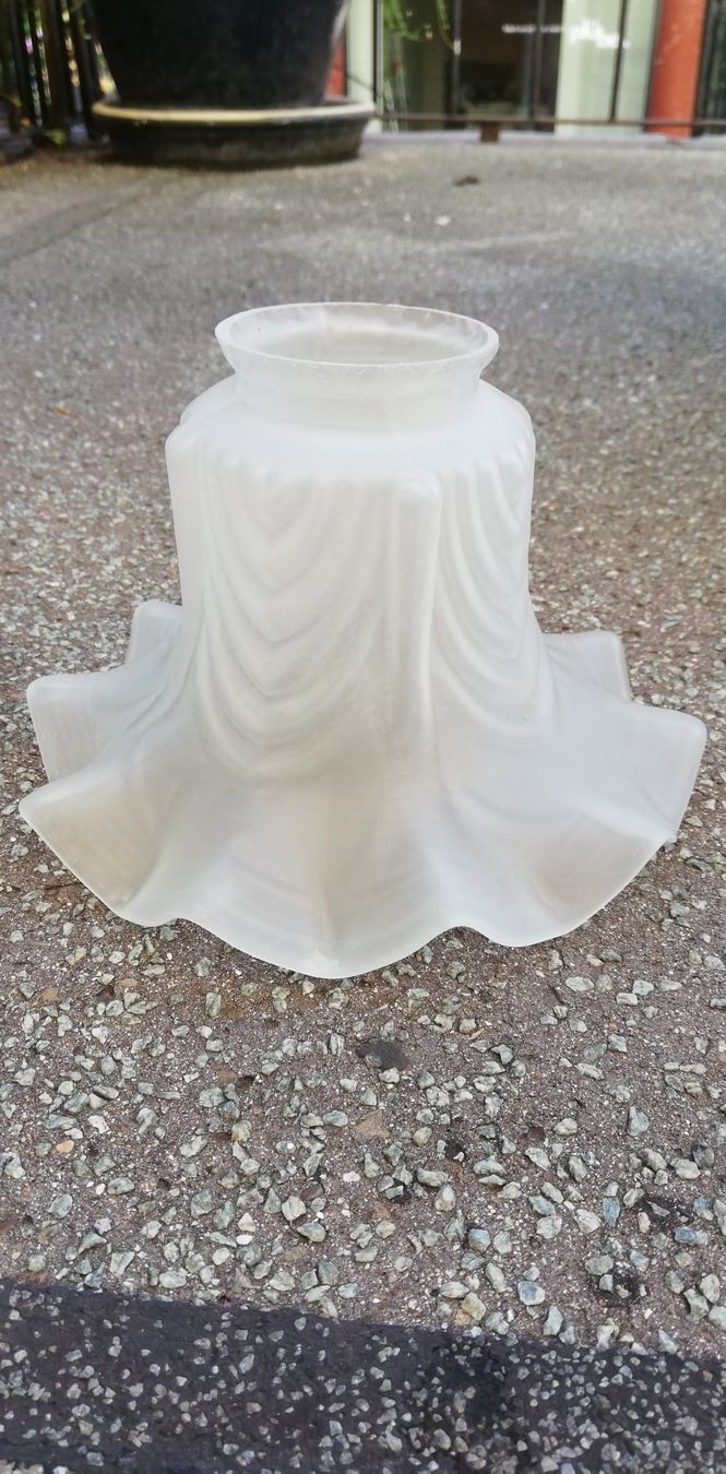 Lampenschirme: Alter Lampenschirm aus Glas – Gebraucht aus Thun von Matthias72