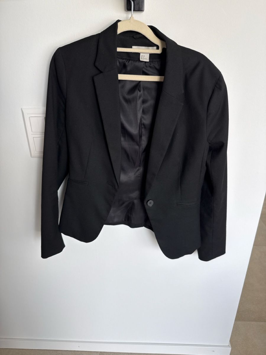 H&M Giacche: Blazer noir  – Usato da Eysins venduto da mar_b75s