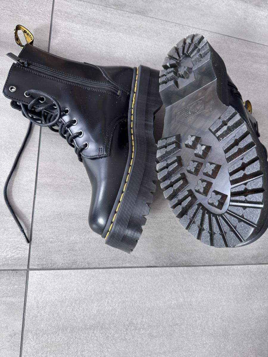 Dr. Martens Scarpe da uomo: Dr. Martens Jadon Plateau Boots Gr. 43 – Nuovo (secondo la descrizione) da Schwyz venduto da wheim4654 2