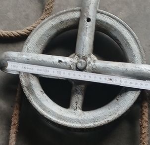 Autre stockage et transport: Seilrolle Metall gross gebraucht – D'occasion à Langenthal par Egro50