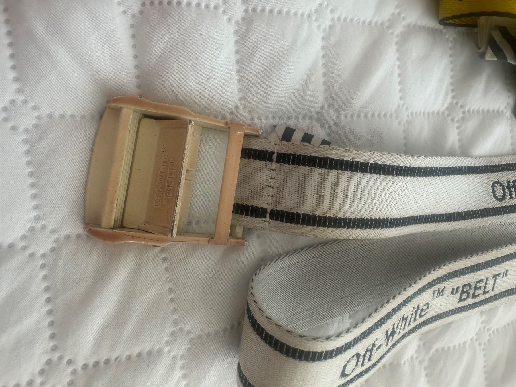 Off-White Gürtel: 2x Off-White Gürtel – Gebraucht aus Monte Carasso von cilliss 3