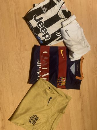 Fussball Trikot Grösse S/M