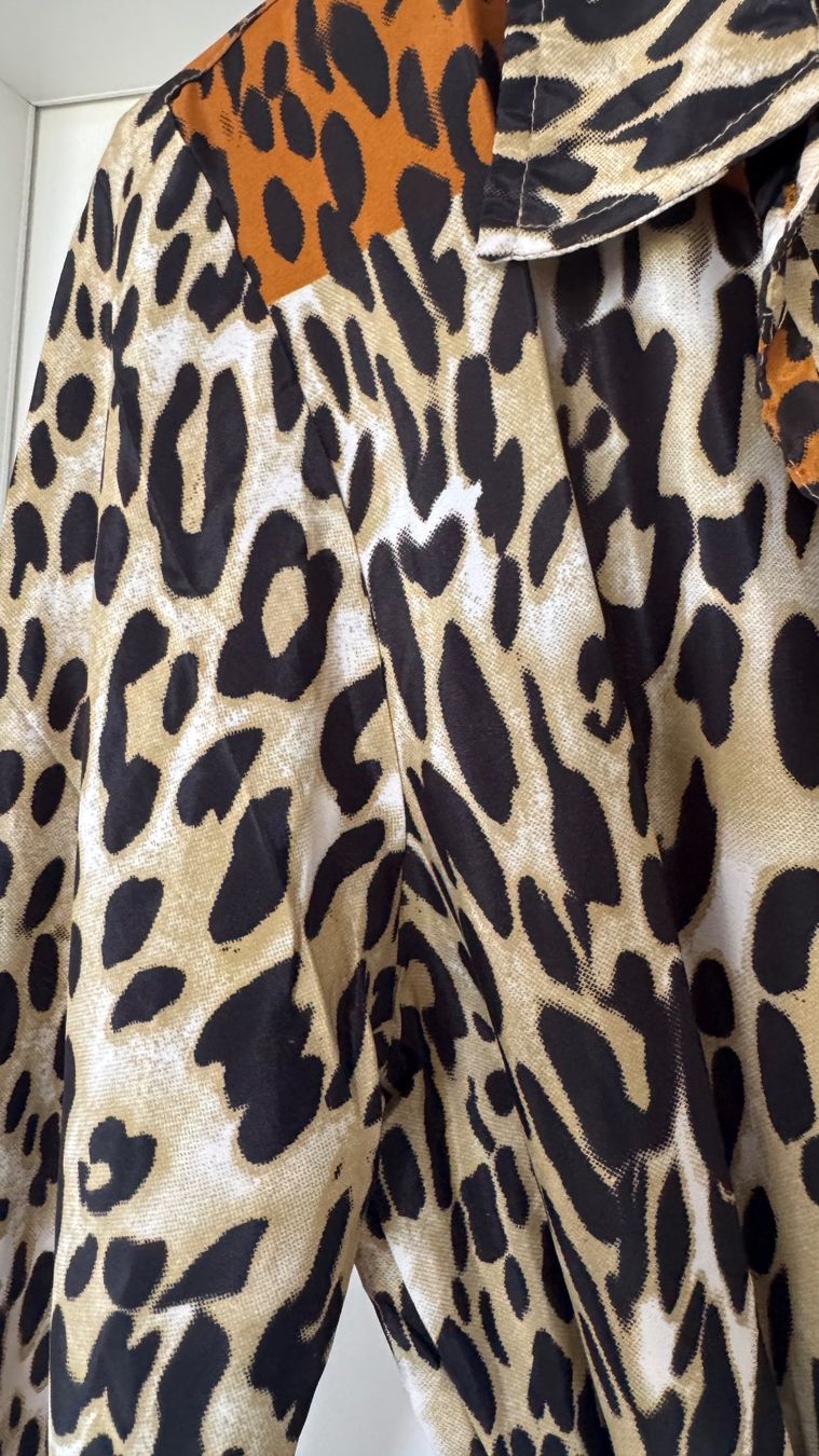Vestiti: Robe chemise satinée imprimé léopard – Usato da giffers venduto da sev_c9x9 3