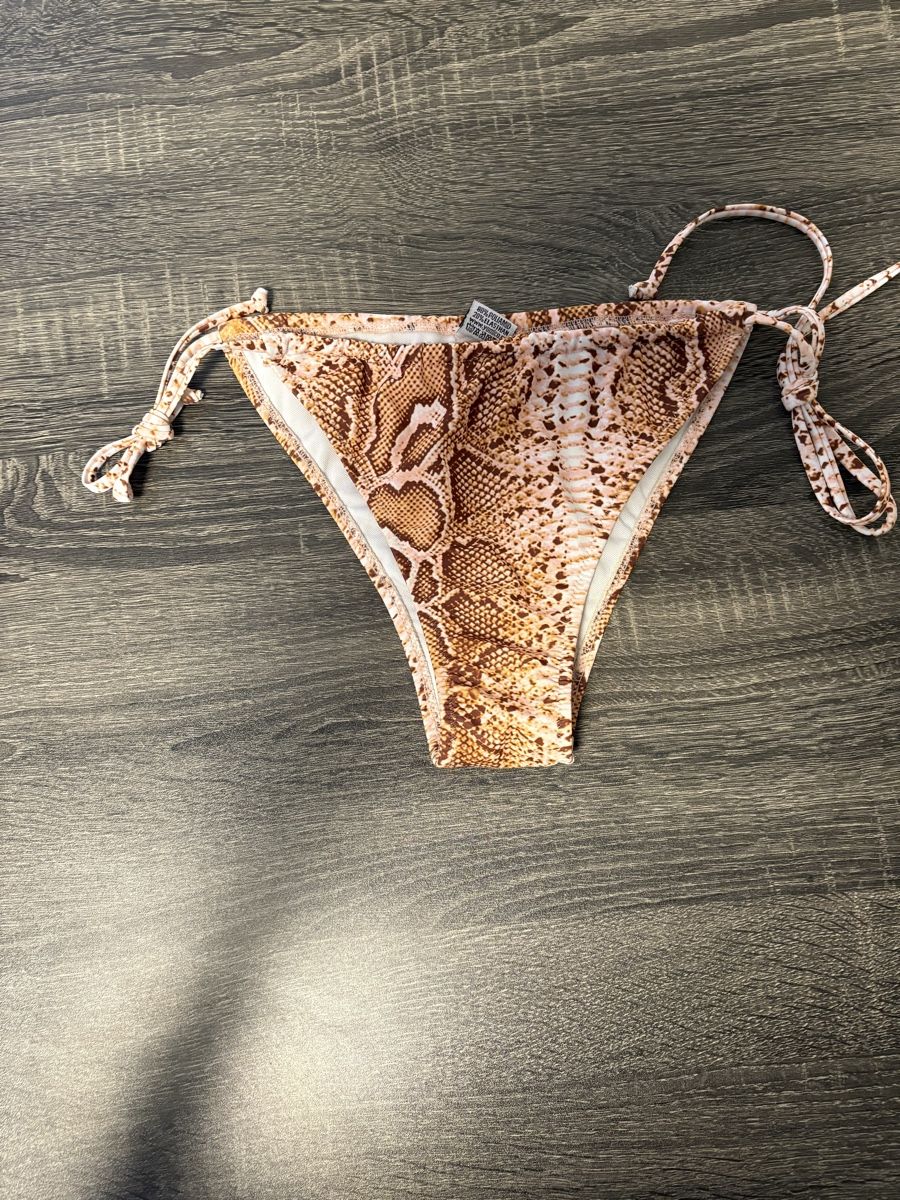 Costumi da bagno & Bikini: Damen Bikini,Gr.38/40 – Usato da Winterthur venduto da Nena222 2
