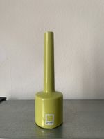 Serax vase pantone