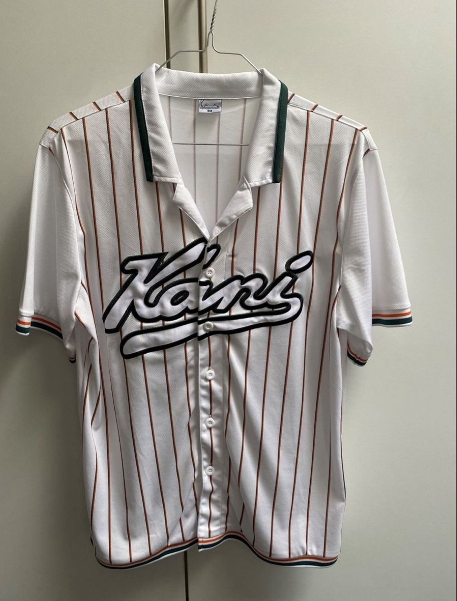T-shirt: Karl Kani Baseball Shirt M – Usato da Zürich venduto da glo_qjx8