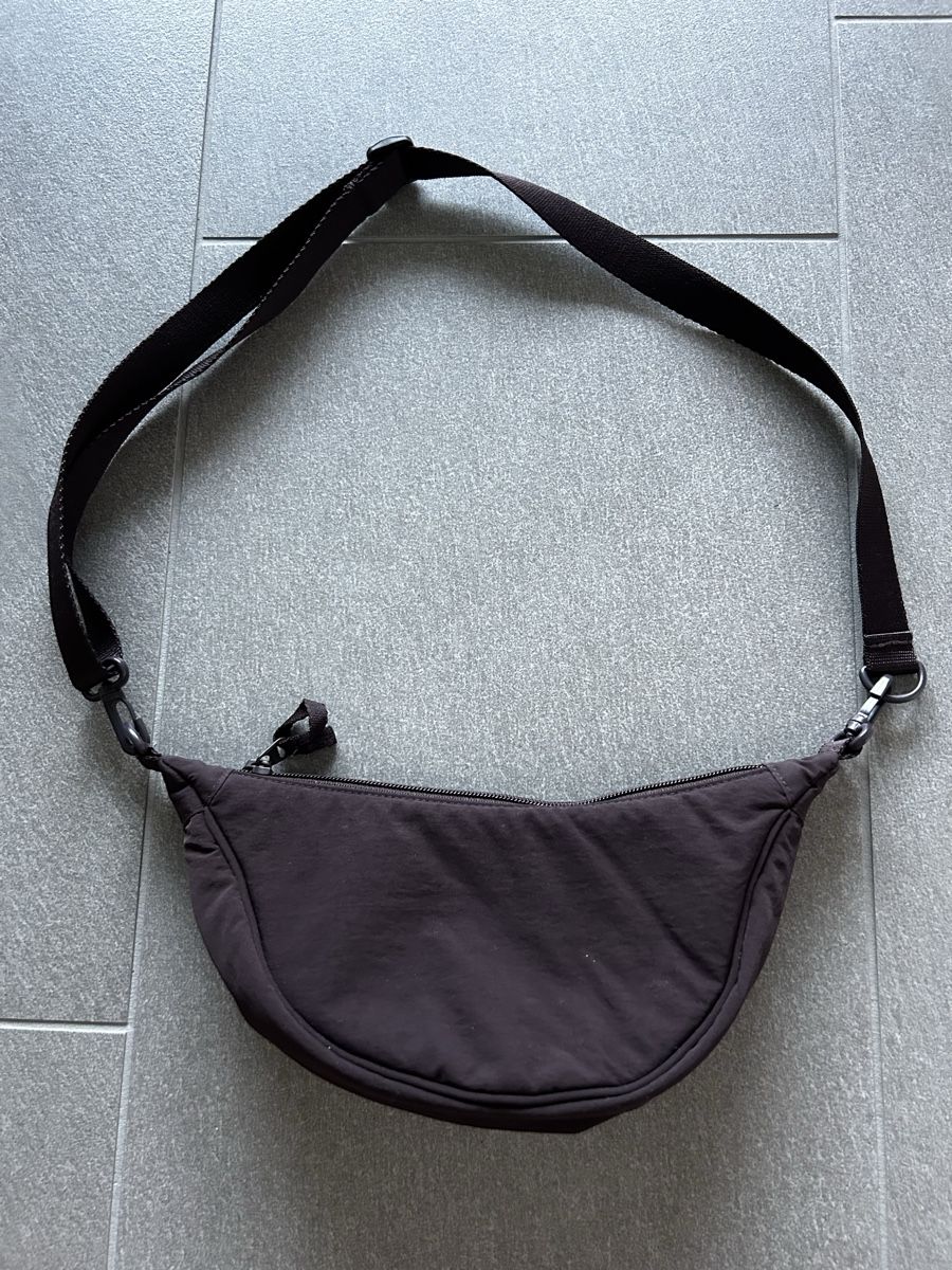 Uniqlo Sacs: Dunkelbraune uniqlo Tasche  – D'occasion à Zürich par cos_b629 1