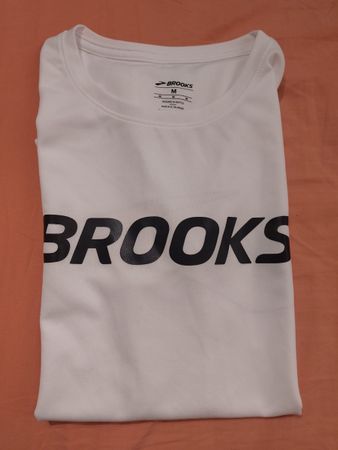 T-shirt sportiva Brooks unisex taglia M