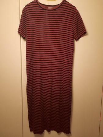 NEU Damen Kleid Zara gestreift Grösse M 
