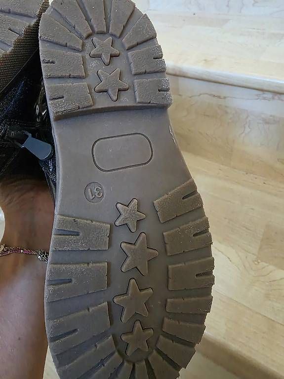 Scarpe per ragazze: Schuhe – Usato da Birmenstorf AG venduto da JenniferLopetrone 1