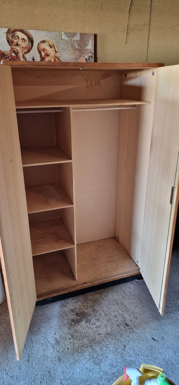 Armadi: Kleiderschrank  – Usato da biberist venduto da Jwan0