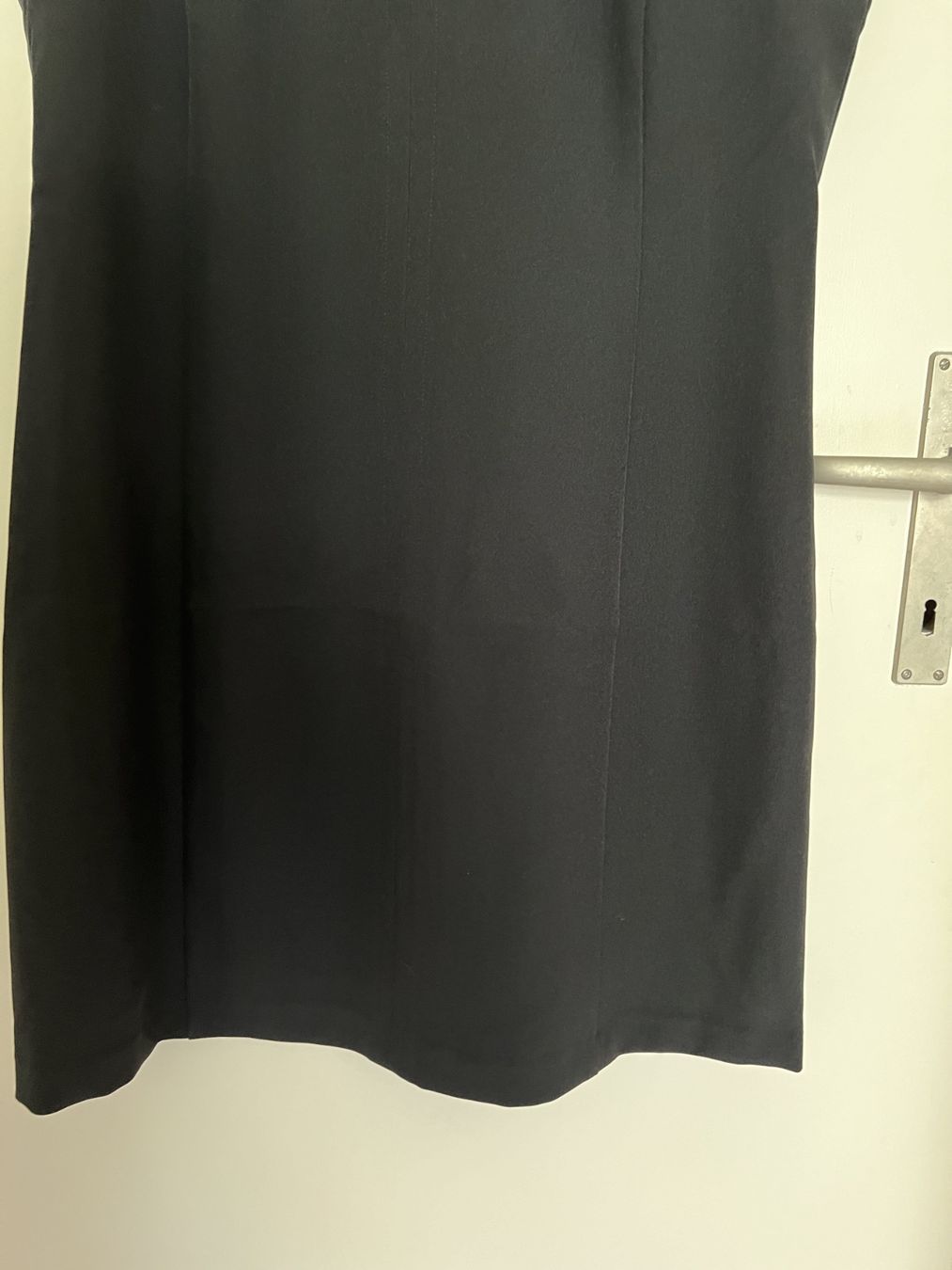 H&M Kleider: H&M Black Dress EUR M – Neu (gemäss Beschreibung) aus Horgen von linuxrp 2