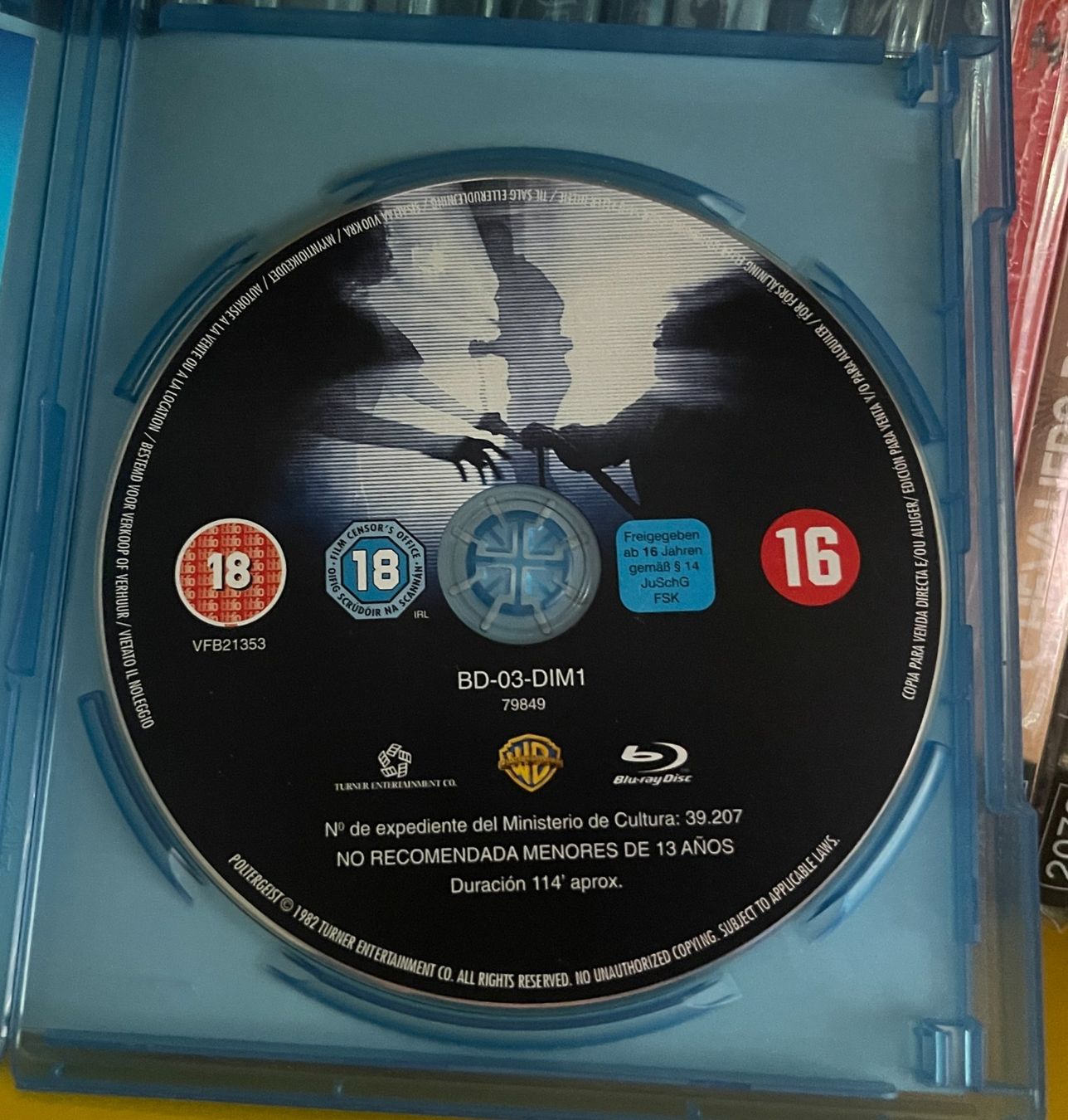 Tous les DVDs: Poltergeist (1982) - Blu-ray – D'occasion à Semsales par __Florian__ 3