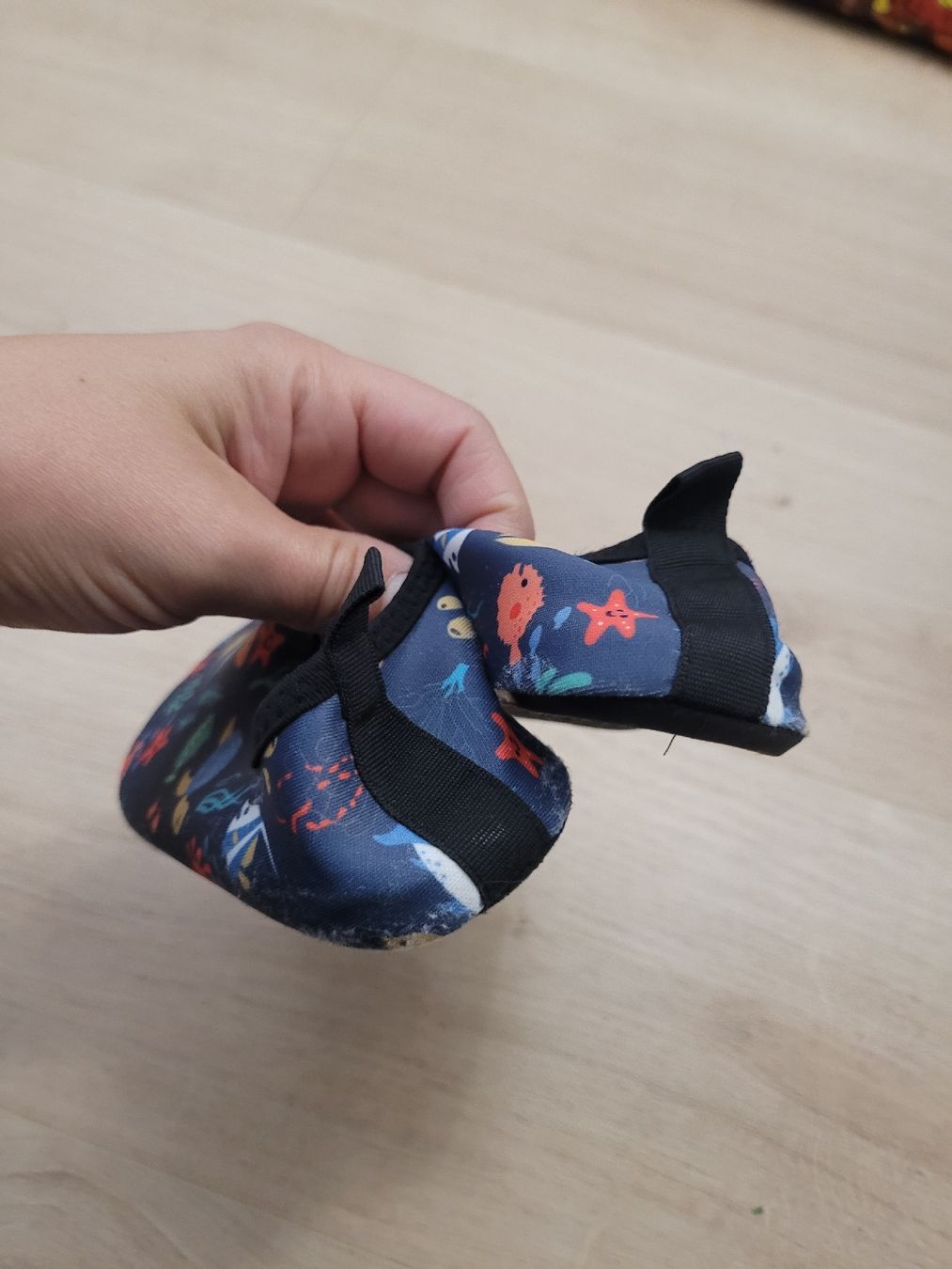 Schuhe für Jungen: Badeschuh Gr. 26/27 – Gebraucht aus Lupsingen von sta_wgg5 3