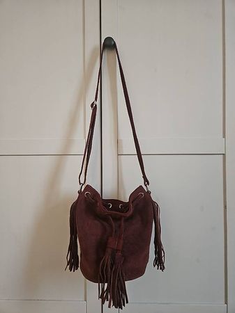 Kleine Tasche aus Wildleder