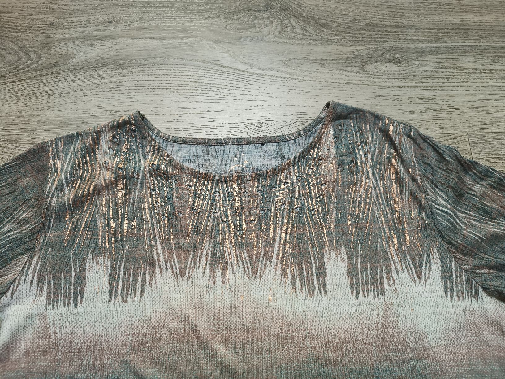 T-shirt: Schönes Shirt 50 – Usato da Bätterkinden venduto da Elefantenzoo 1