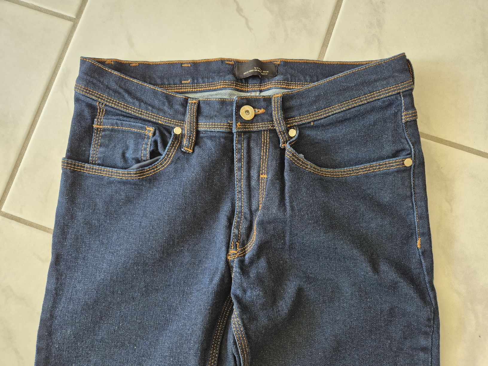 Zara Jeans: Jeans Gr. 40 / 31x31 – Nuovo (secondo la descrizione) da Oetwil am See venduto da Janina5 1