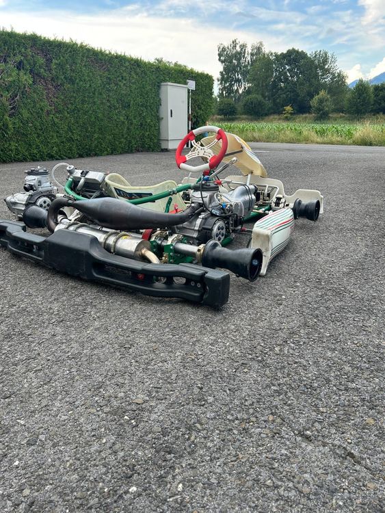 Karts: Chassis Tonykart Kz avec deux moteurs Iame Black Screamer – D'occasion à Vouvry par vidu-competition 8