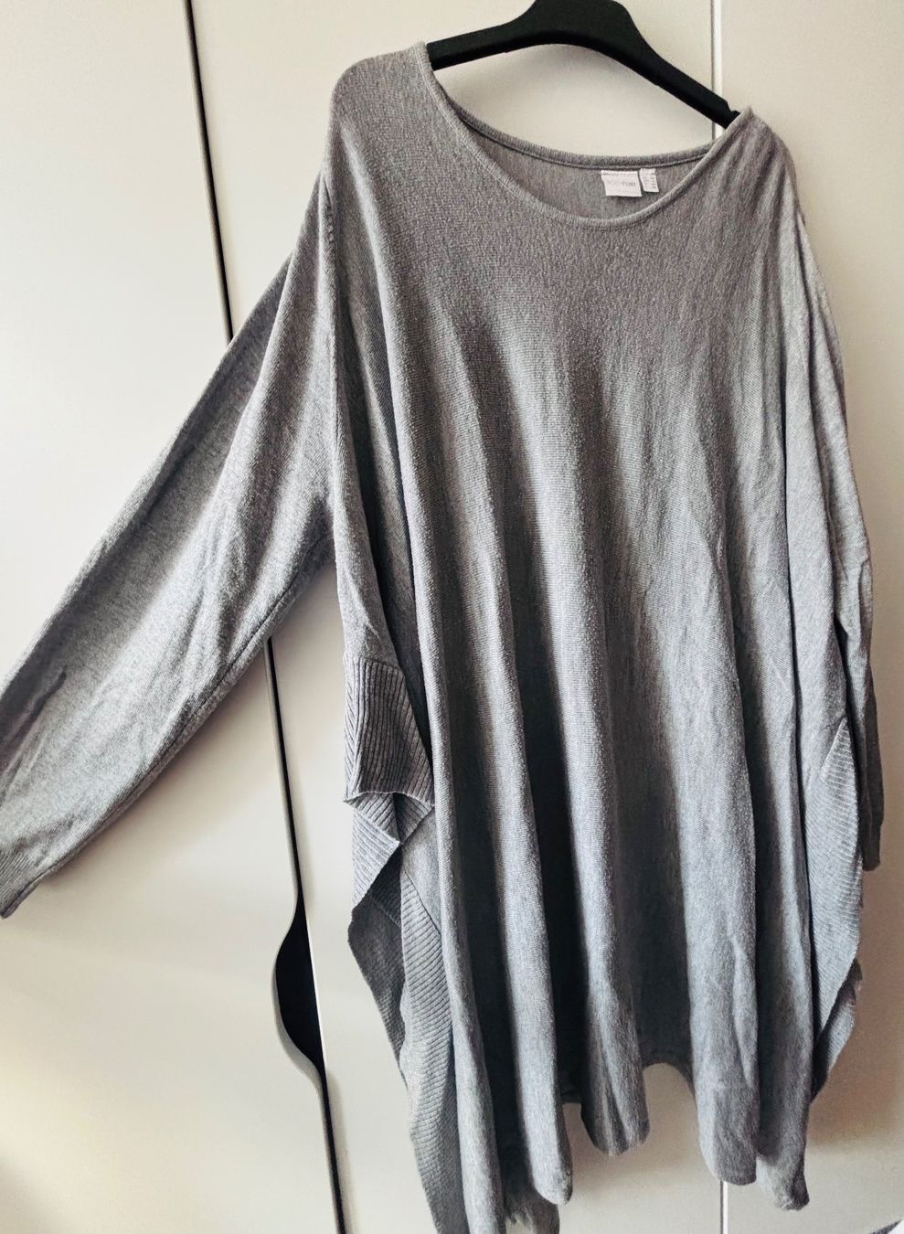 Maglioni & Felpe: weiter Lagenlook  Pulli 52/54 grau =>  ab 10.- – Usato da Basel venduto da Seele7