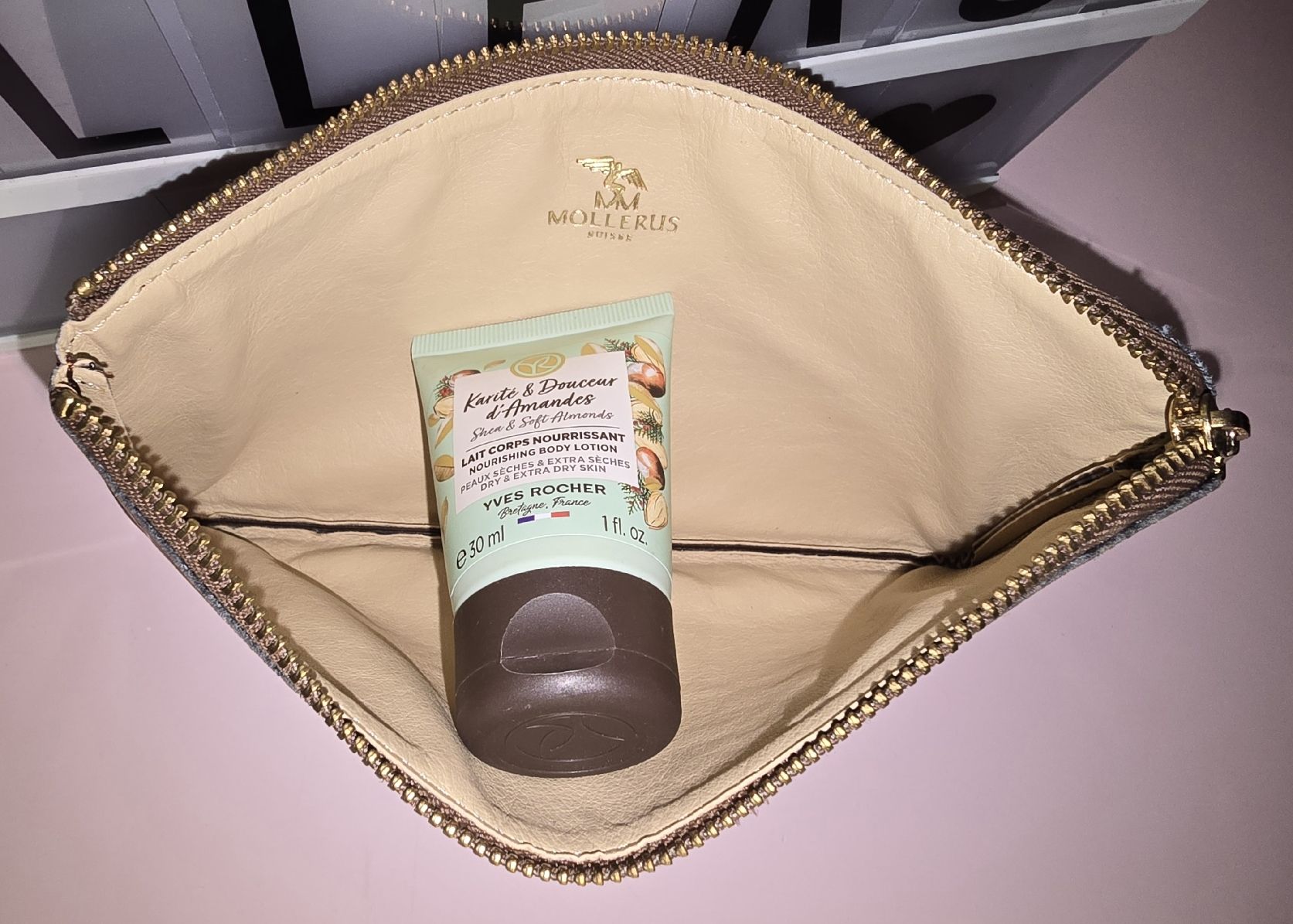 Maison Mollerus Custodie per cosmetici: Maison Mollerus Jussy Neu – Nuovo e nell'imballaggio originale da Basel venduto da BeautyqueenbyNB 4