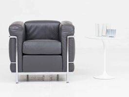 Cassina LC2 Sessel von Le Corbusier in grauem Leder