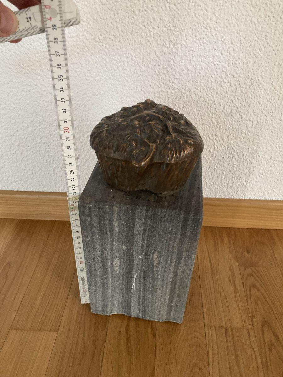 Sculture & Statue: Weihwasser Behälter mit Granitstein – Usato da Staad SG venduto da gab_7dr9 1