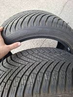 2X Winterreifen 245/40R18 97V