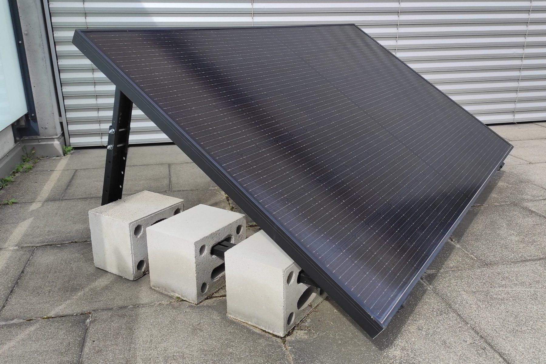 Solargeräte und Solarprodukte: Balkonkraftwerk/Mini-PV-Anlage 360 Wp – Gebraucht aus Niederurnen von Simarik 1
