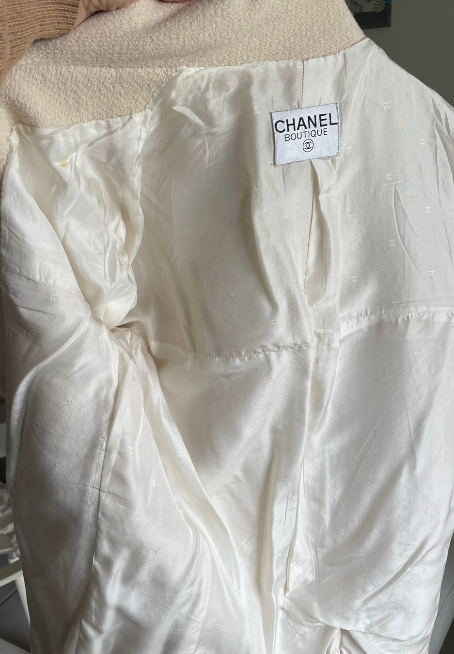 Chanel Jacken: Chanel Jacke Blazer – Gebraucht aus Etoy von Airesun 7