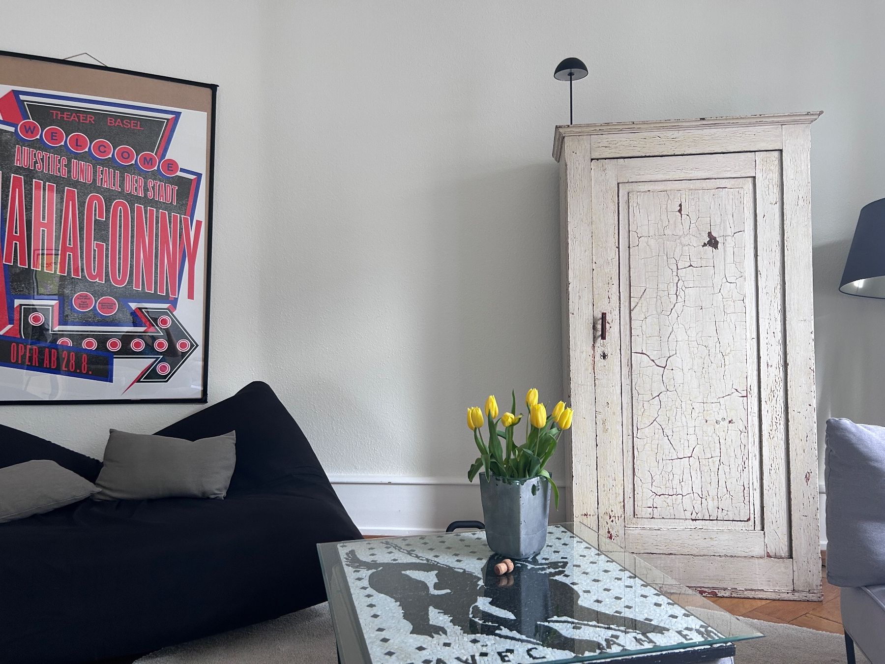 Armadi: Shabby chic Schrank – Usato da Basel venduto da JasminJE