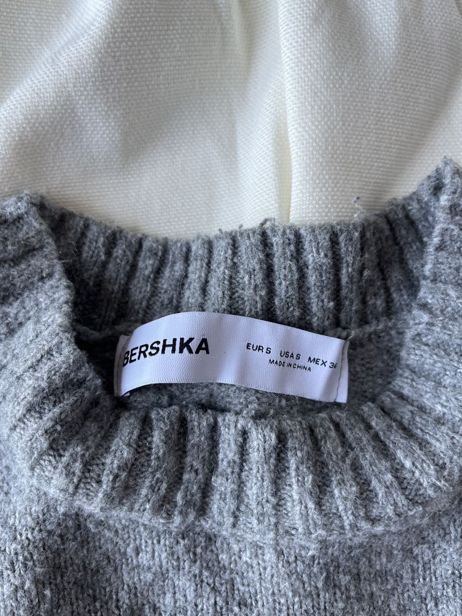 Maglioni & Felpe: Pullover BERSHKA grigio taglia S usato – Usato da Lugano venduto da pie_v5ff 2