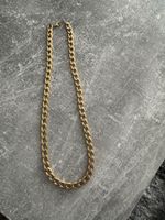 Goldfarbene Halskette