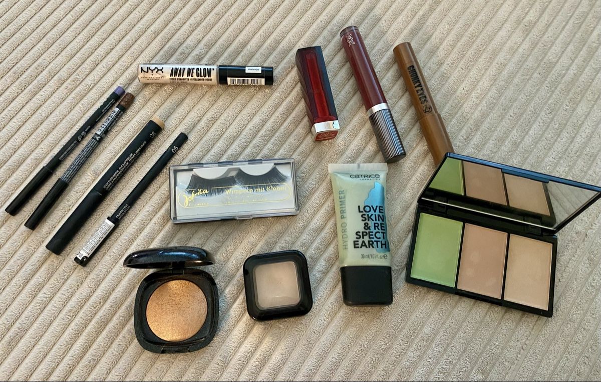 Make-up: Make Up Set Paket NYX Kiko Catrice Revolution Bellapierre – Usato da Langnau am Albis venduto da cynthia.jolene