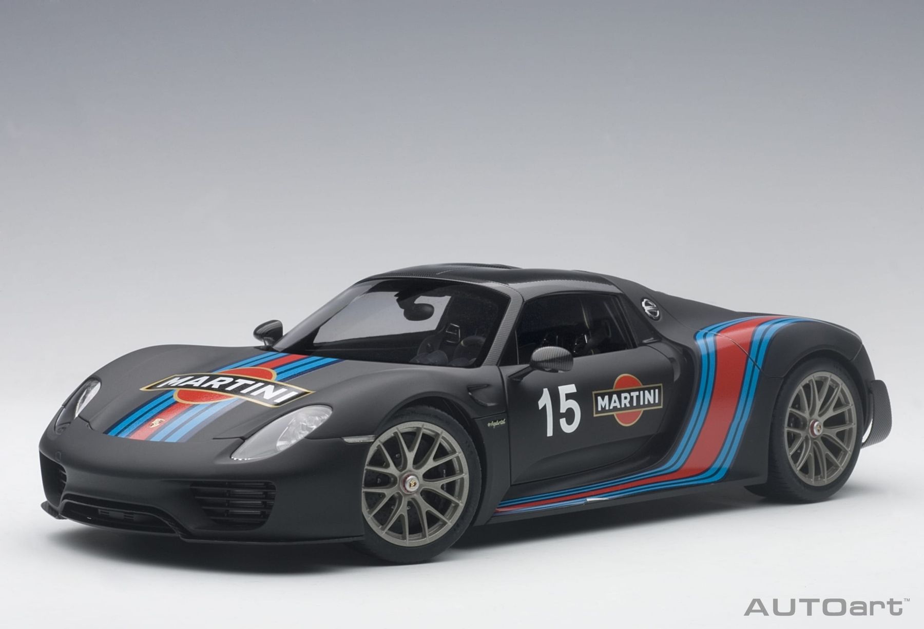 Autoart Modellini d'auto: Autoart Porsche 918 Spyder 1:18 Martini – Nuovo e nell'imballaggio originale da Gipf-Oberfrick venduto da Edii45