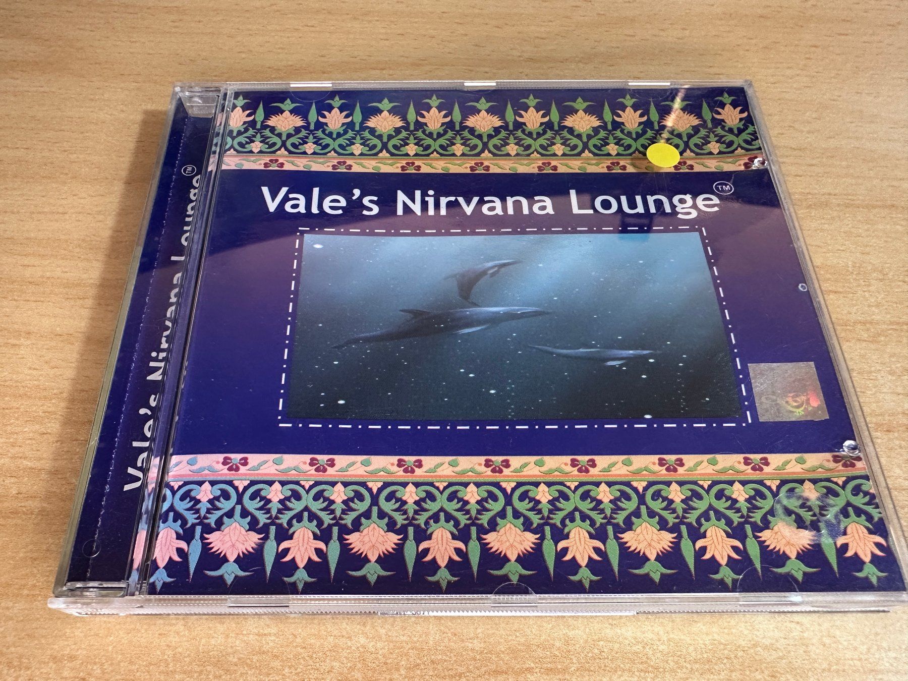 CD: F8 Various – Vale's Nirvana Lounge – Usato da Rikon im Tösstal venduto da Alpenmutz