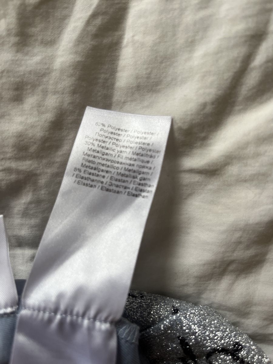 Ganni Kleider: Ganni Wickelkleid silber – Gebraucht aus Zürich von Kontingo 3