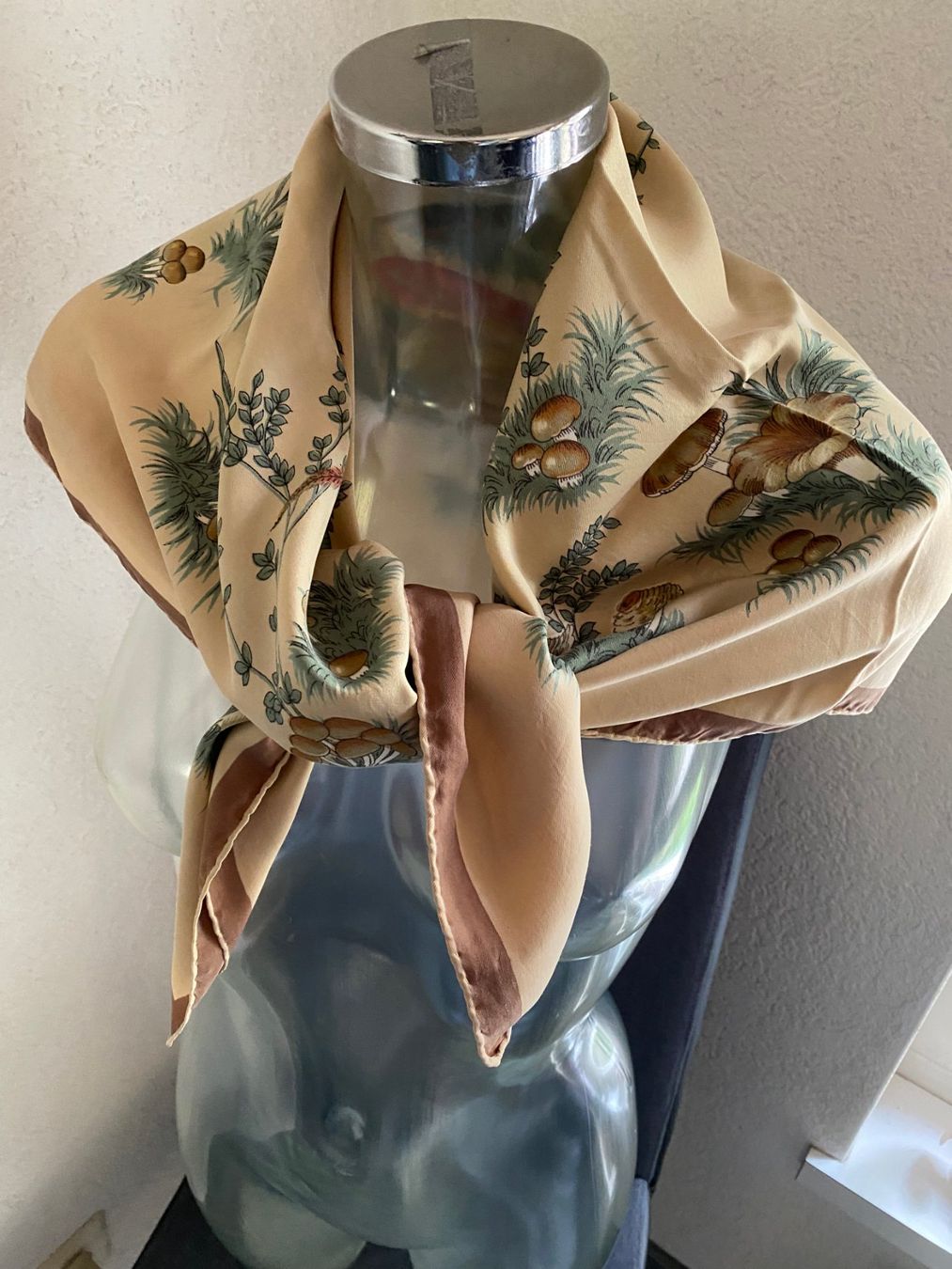 Foulard & Sciarpe: Foulard  ca 85 x 85 cm.-   Herbst – Usato da Allenwinden venduto da Obalu