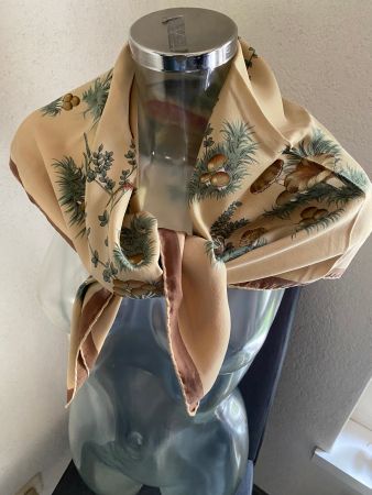 Foulard  ca 85 x 85 cm.-   Herbst