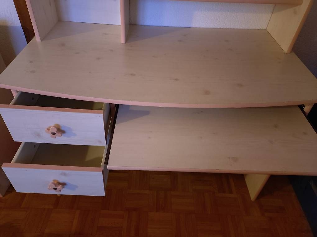 Letti: Lit avec sommier + tête de lit + bureau – Usato da Vessy venduto da erg_d9vx 2