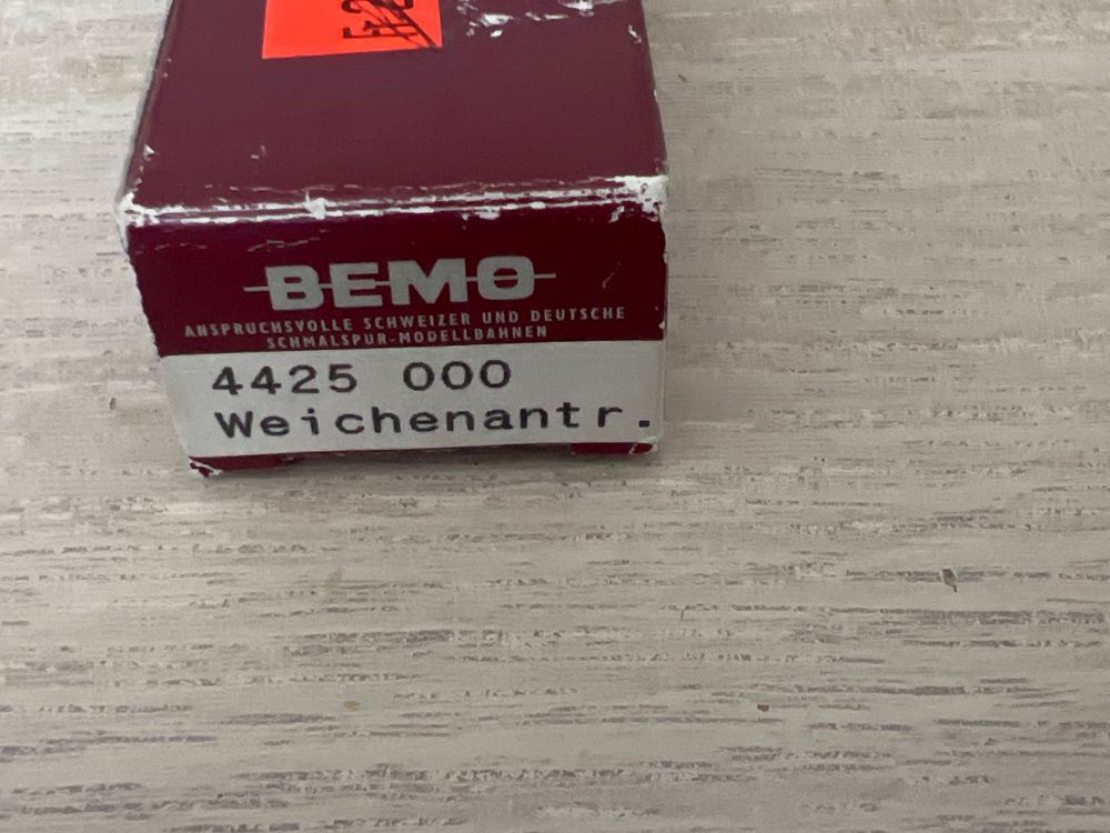 Bemo Modelleisenbahnen: Bemo 4425 000 Weichenantrieb mit elektromotor H0m OVP NEU – Neu und originalverpackt aus St-Aubin-Sauges von tantome 2