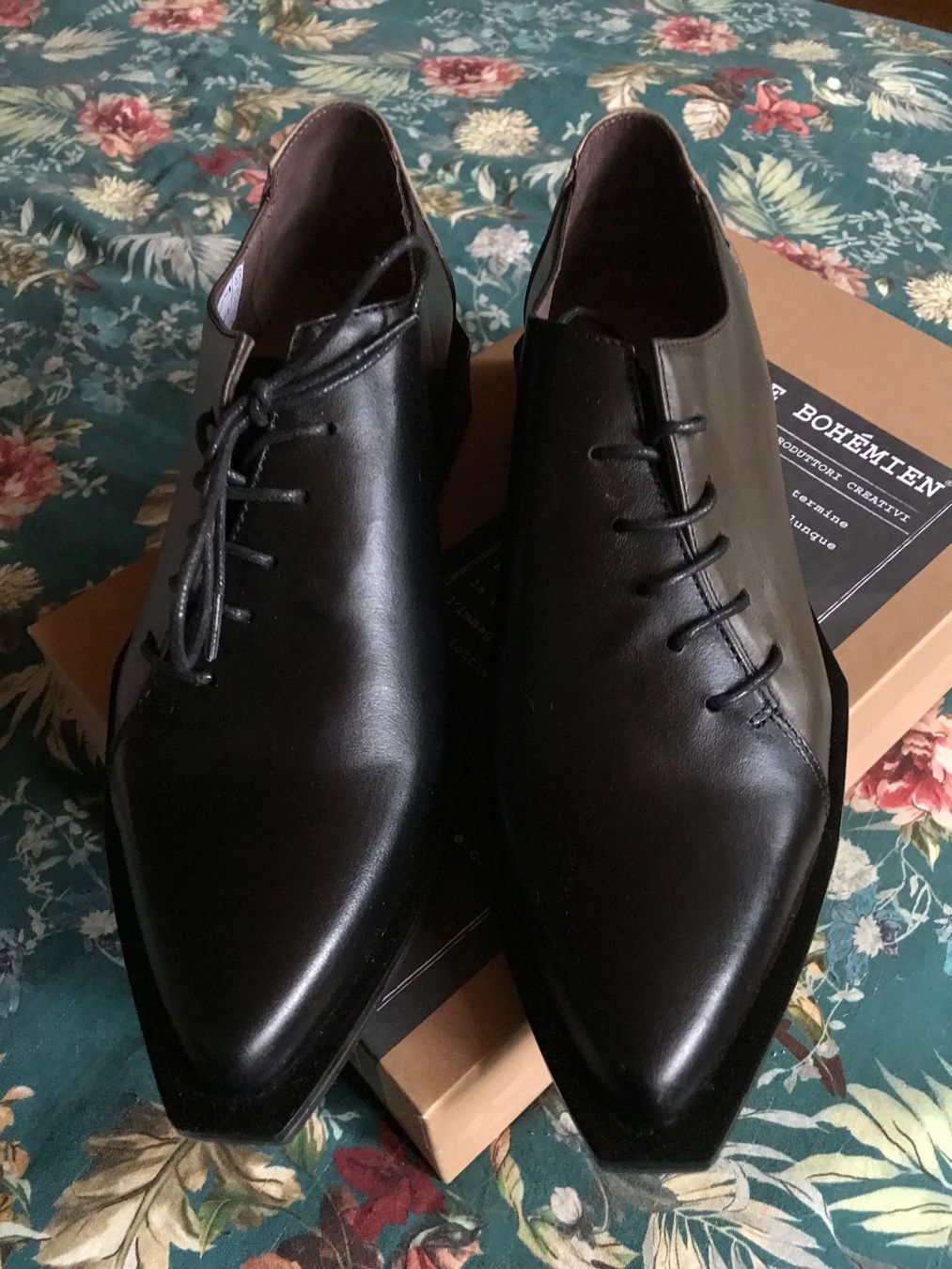Scarpe da donna: Chaussures à lacets LE BOHÉMIEN, taille 37, cuir – Nuovo e nell'imballaggio originale da Morges venduto da sandy069