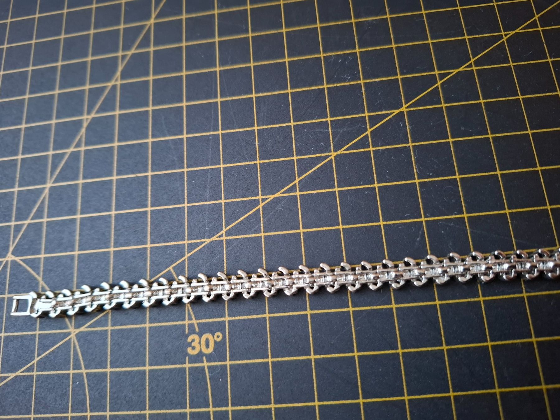 Bracciali & Braccialetti: Armband – Usato da Zwieselberg venduto da Halifaxmendusli 4