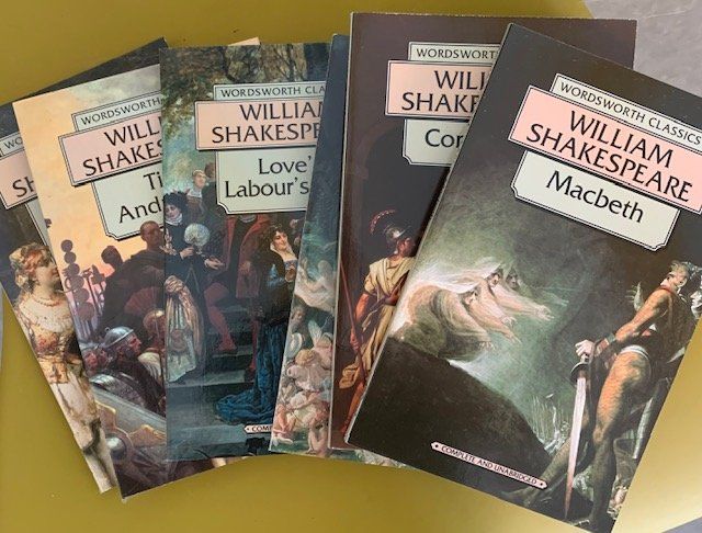 Libri: William Shakespeare komplette Serie English – Nuovo (secondo la descrizione) da Veltheim AG venduto da rolo71