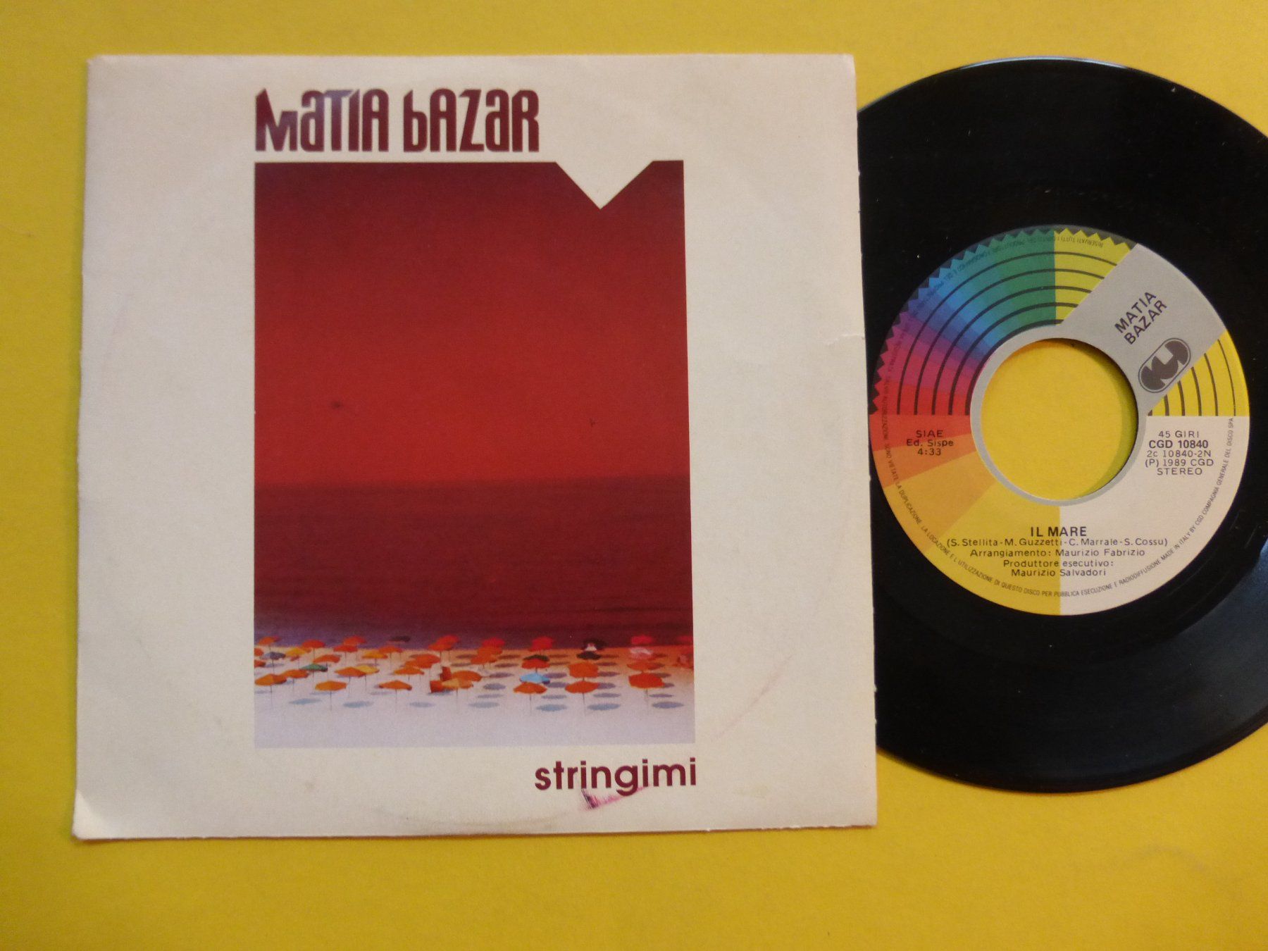 Dischi in vinile: Matia Bazar – Stringimi – Usato da Zürich venduto da Swiss57