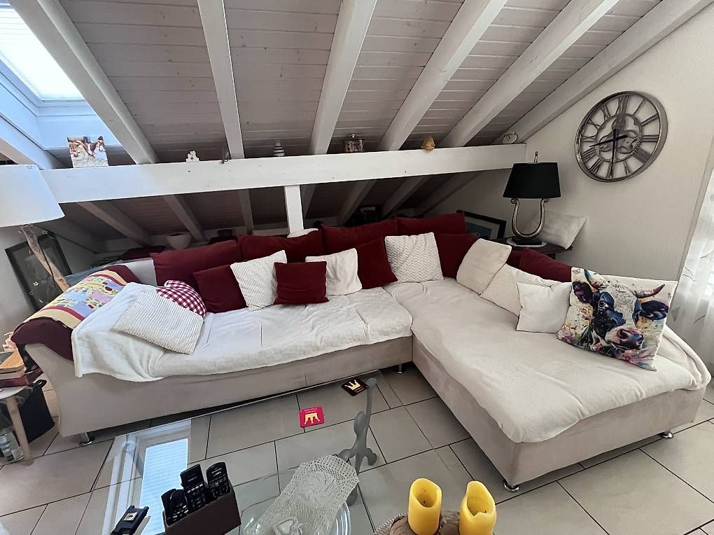 Sofas: Sofa Wohnlandschaft rot/weiss  – Gebraucht aus Aettenschwil von ps0_96mc 4