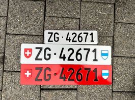 Autonummer ZG 42671 inkl. rotes Schild