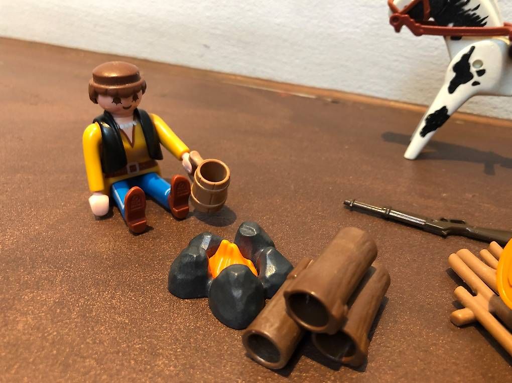 Spielzeuge: Playmobil Lagerfeuer – Gebraucht aus Madiswil von e4a 2