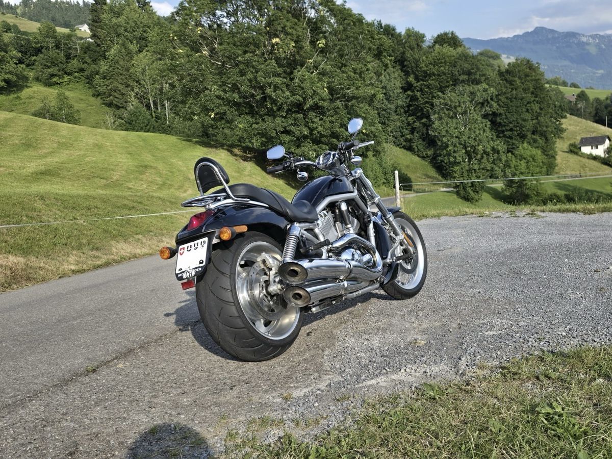 Harley-Davidson Chopper: Harley Davidson VRSCAWA / VROD – Gebraucht aus Domat/Ems von Christian_GR 2